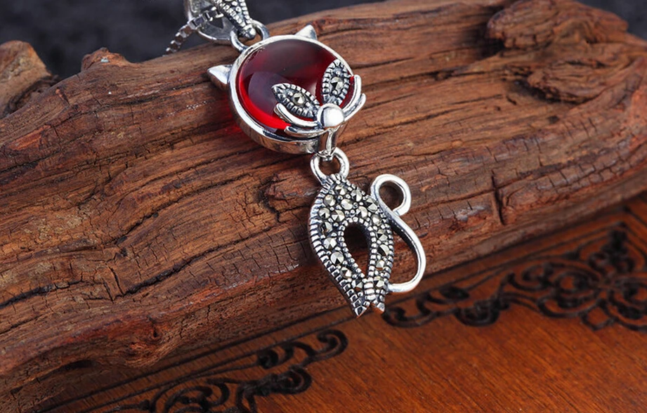 Brand New Sterling 925 Silver Pendant Fashion Red Garnet Jewelry Cute Kitten Thai Silver Pendant Pingente De Prata Esterlina