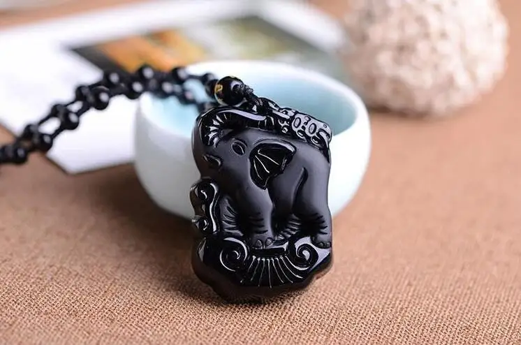 New Natural Black Obsidian Carved Cute Elephant Lucky Pendants Free Necklace Fine Jad e Crystal Fashion woman man Amulet Jewelry