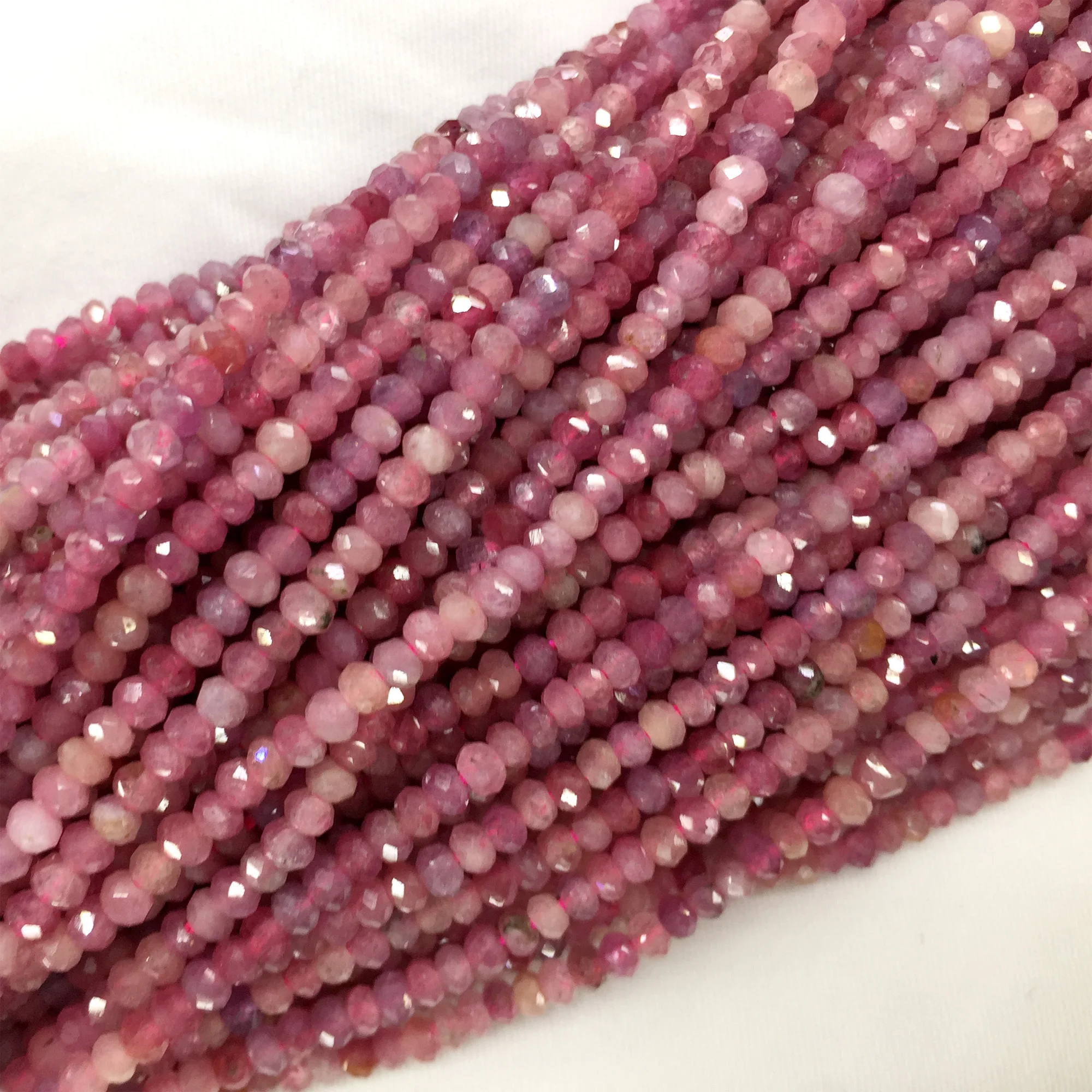 

Veemake Natural Purple Red Tanzania Ruby Hand Cut Loose Faceted Rondelle Small Beads For Jewelry Making DIY Necklace 06083