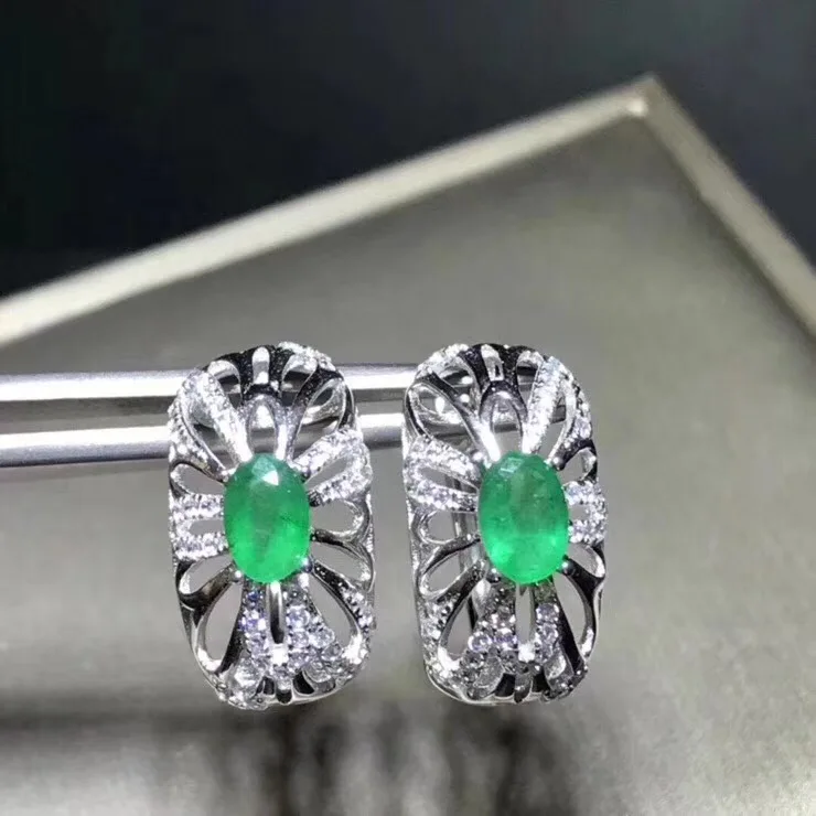 Emerald earring Free shipping Natural real emerald 925 sterling silver earrings  4*6mm 2pcs