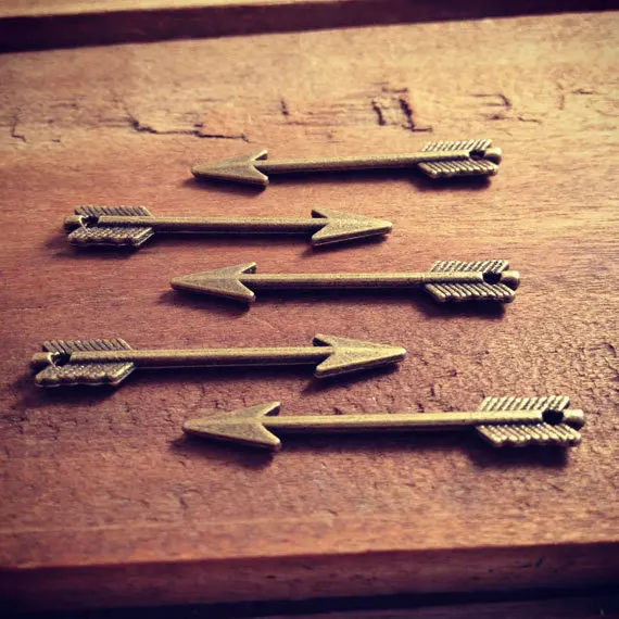 100pcs Arrow Charms, Antique Bronze Vintage Jewelry Supplies native old fashion jewelry 30mm LM225