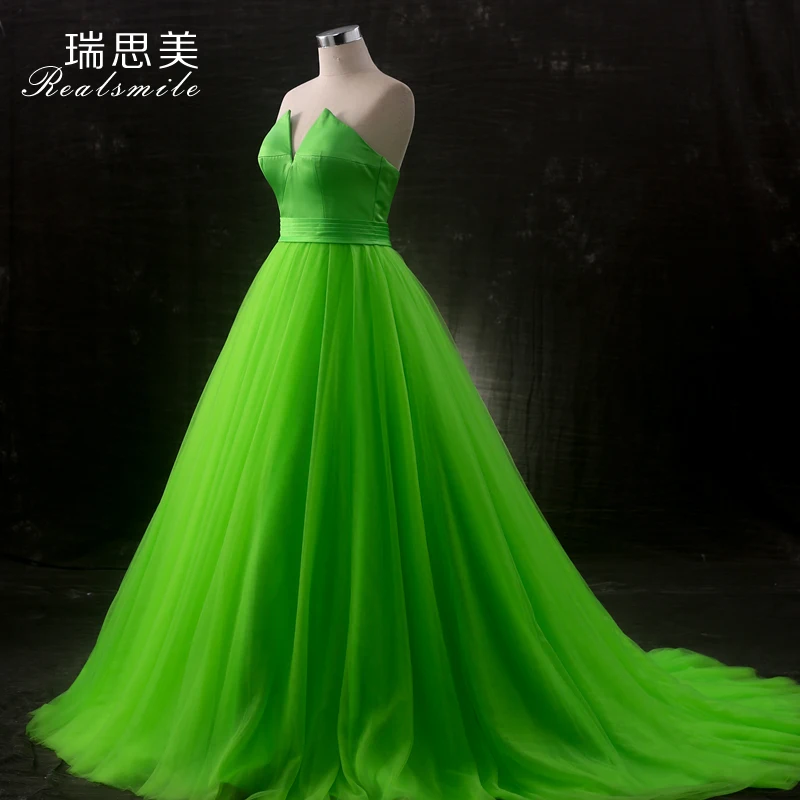 100%real green plain fairy ball gown Medieval Renaissance Gown Victorian Antoinette princess court ball gown Belle Ball