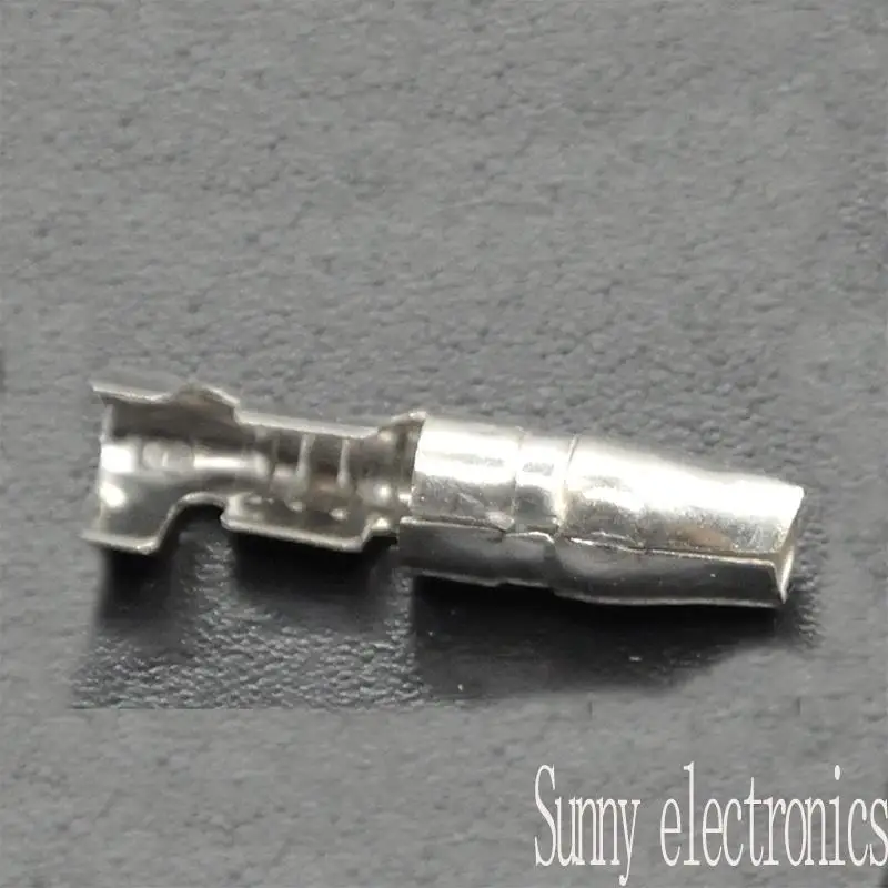 2000 Japanese Motorcycle 4mm Bullet  Male Connectors