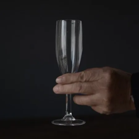 

Волшебные трюки Phantom Goblet, показ волшебника/диспутирующая чашка, аксессуары для сценических приемов, реквизит, иллюзионная забавная игрушка