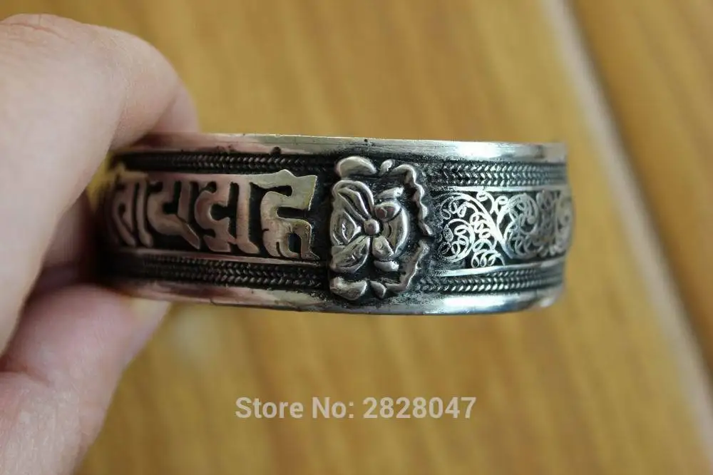 BR424 Vintage Tibetan Silver Antiqued Mantras Weaving Men Bangle Handmade Nepalese 20mm Wide Adjustable Bracelet