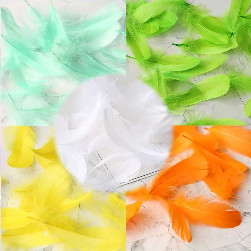 تكرير عالية الجودة الطبيعية ريشة ملونة صغيرة أوزة الريش 3-8 سنتيمتر التصوير الدعائم للصور خلفية DIY بها بنفسك الديكور