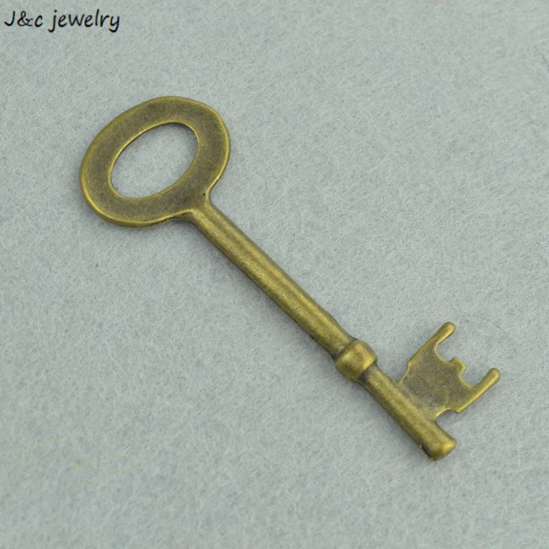 

Wholesale 5pcs Metal Charms Antique Bronze key Charms Pendant Jewelry Making Bracelet Necklace DIY 61*21mm O206