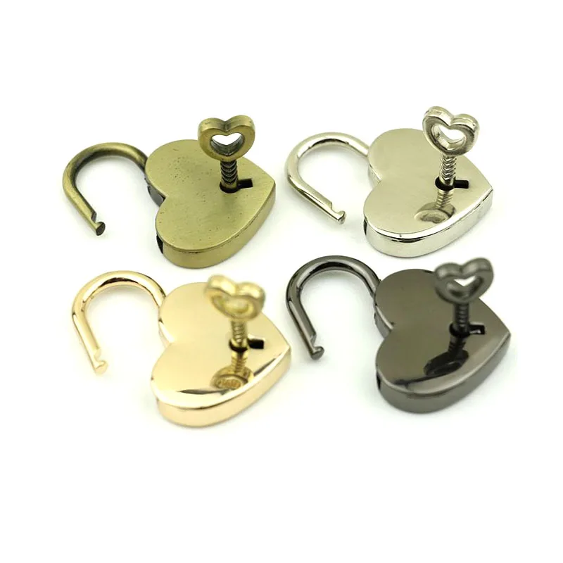 

39*30mm Mini Love Heart Shape Pad Lock 4 Colors With Key For Tiny Luggage Bag Case Suitcase Craft Lock