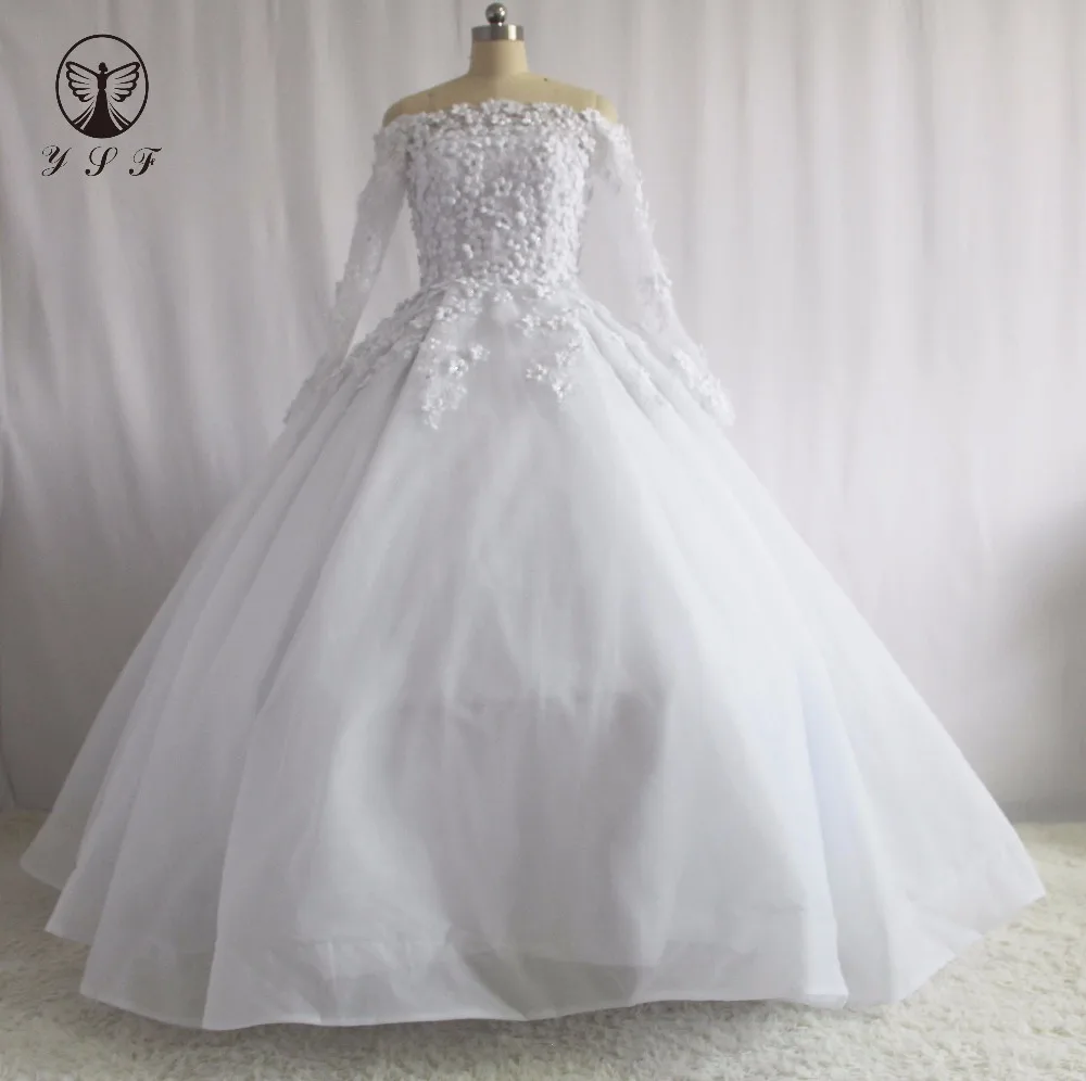 Generous Robe De Mariee Boat Neck Appliqued Beaded Flowers Long Sleeve Pleated Ball Gown Puffy Wedding Dress