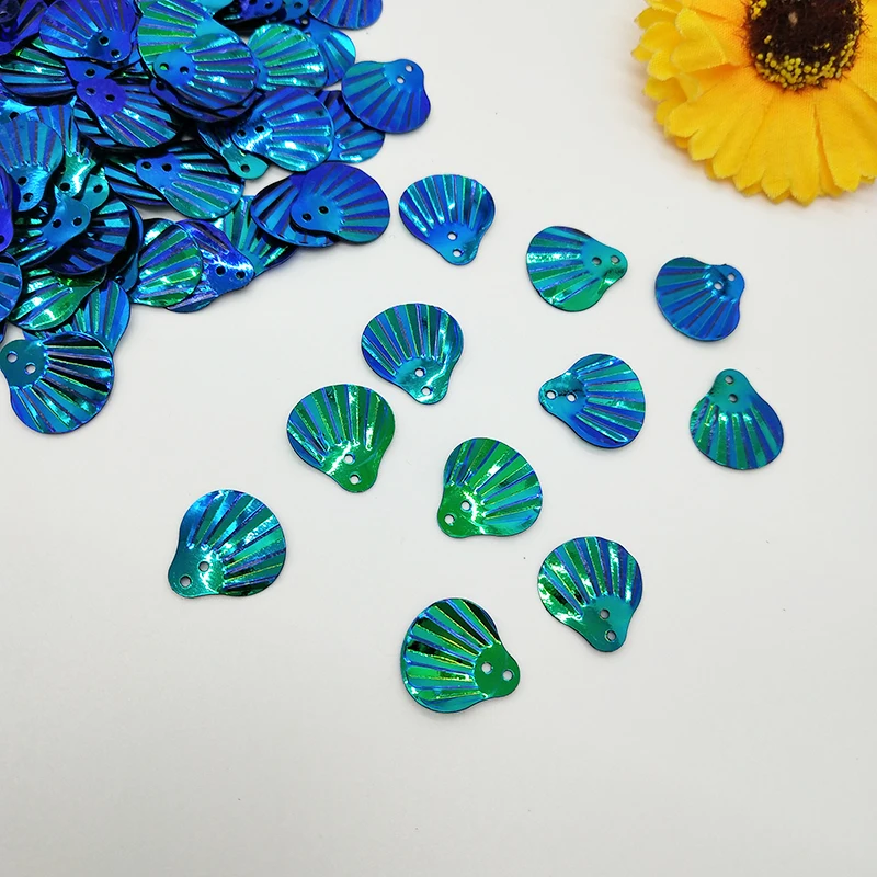 LNHOME 50กรัม/ล็อต13มม.Sequins สีดำสีเขียว2หลุมเย็บ DIY ชุดเสื้อผ้าคริสต์มาสหลวม Flakes