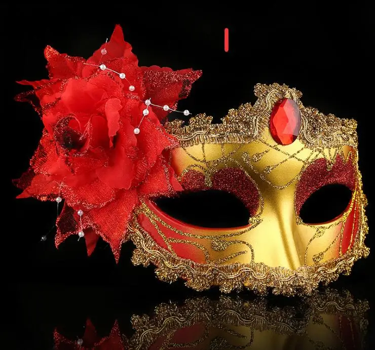 2019New Exquisite Rhinestone Leather Mask Masquerade Halloween Party Mask Side flower bead chain pointed mask Free EMS