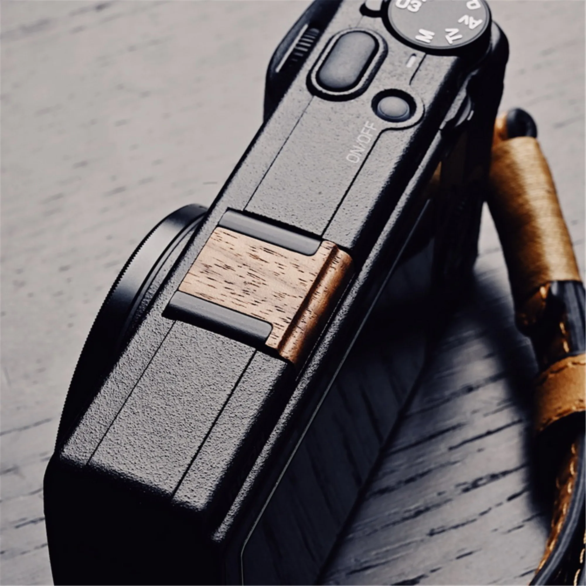 Wooden Wood Hot Shoe Cover For Ricoh GR3 GRIII