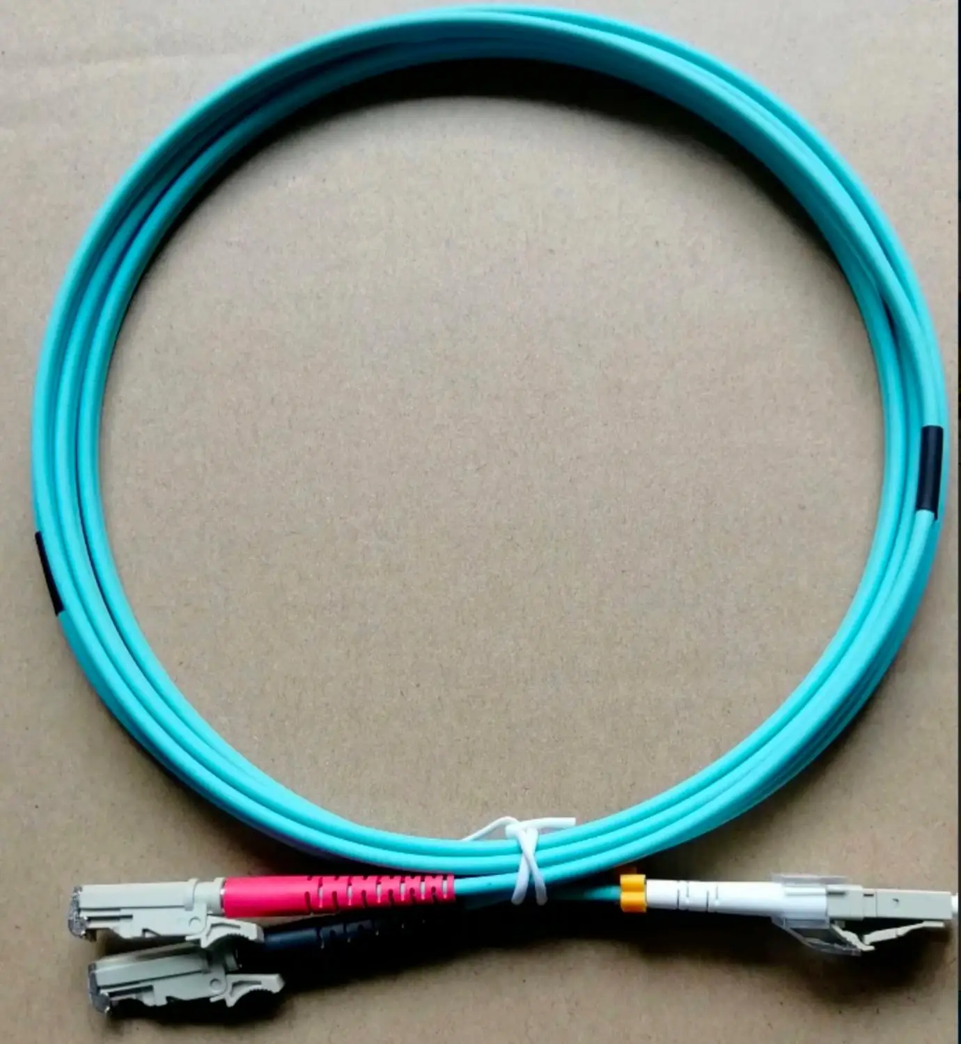 10 個 E2000-LC 繊維パッチコード DX OM3 ミリメートル 1 メートル 2 メートル 3 メートル 5 メートル 7 メートル 10Mtr 光学繊維ジャンパーマルチモードデュプレックス 2.0 ミリメートル 3.0 ミリメートル送料無料