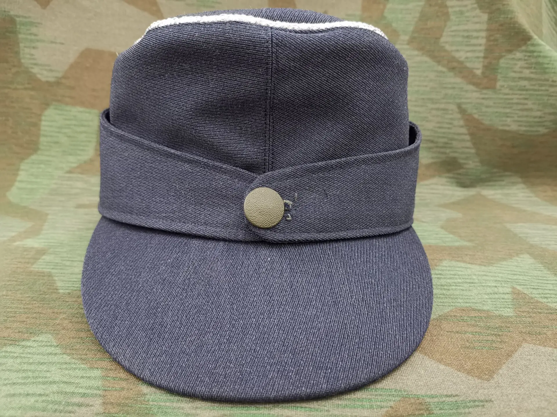 WW2 E.M.D German  .M44 Officer hat .  Twill Wool