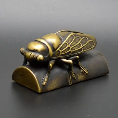 

Collection Chinese Exquisite Handwork Brass Animal Cicada Bamboo Brass Carved Paperweight Small Statue