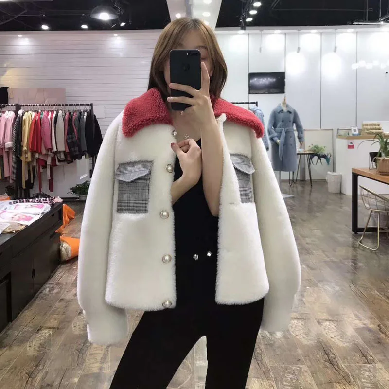 Sheep Wool Coat for Female Short Jacket with Pearl Buttons Cloth Bag Overcoat Turn-Down Collar Wool Blends Winter Clothing