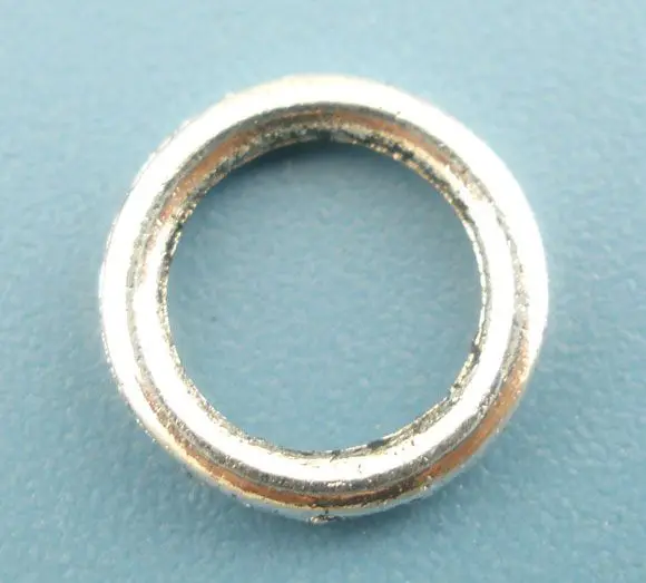 

DoreenBeads Retail 300PCs Silver Color Soldered Closed Jump Ring 8mm Dia.Findings