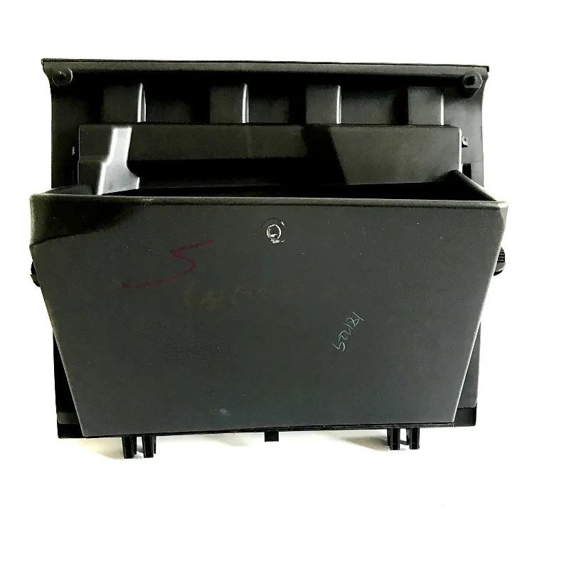 2015~2019 Great Wall WINGLE 6 special storage box glove box plastic glove box for passenger seat