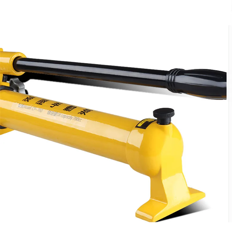 Hydraulic Hand Pump Cp-700 Can Work With Crimping Head, Pressing Head And Cutting Head Pressure 700kg/Cm2