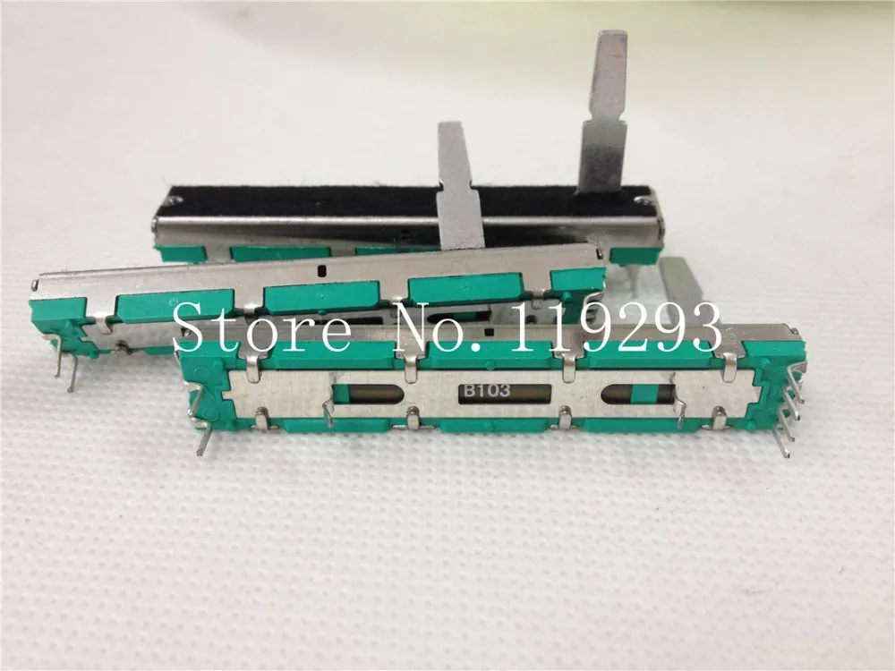 

[ bella ]Common para---graph 6cm B10KX2 B10K slide potentiometers 10K * 2 shaft length 20MM Be--hringer --10pcs/lot