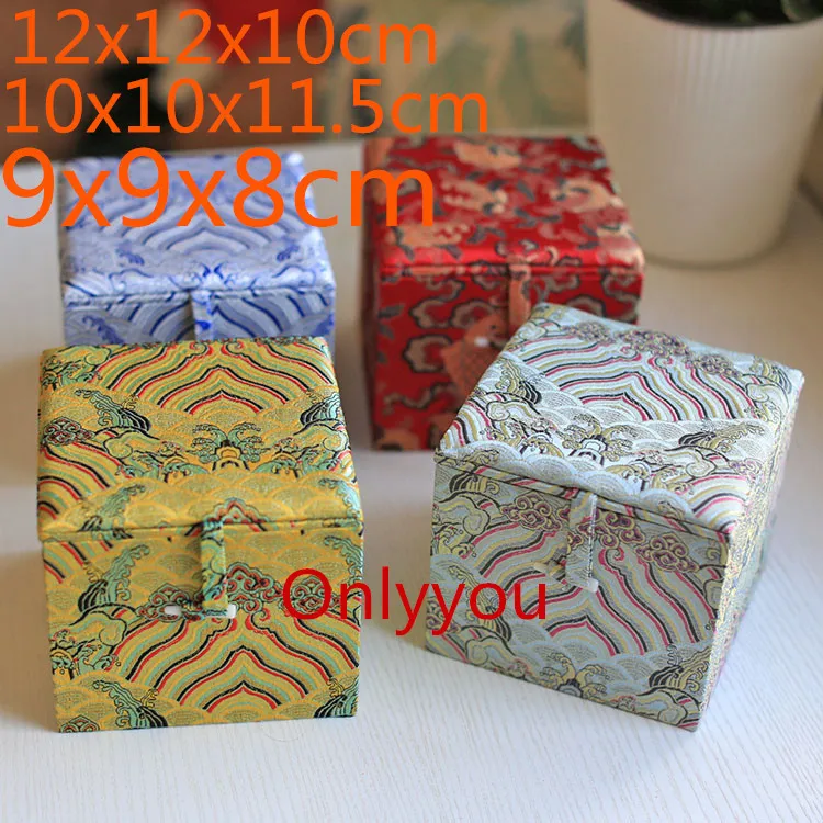 Luxury Square Cotton Filled Wooden Jewelry Storage Box Collection Decorative Chinese Silk Brocade Gift Packaging Case