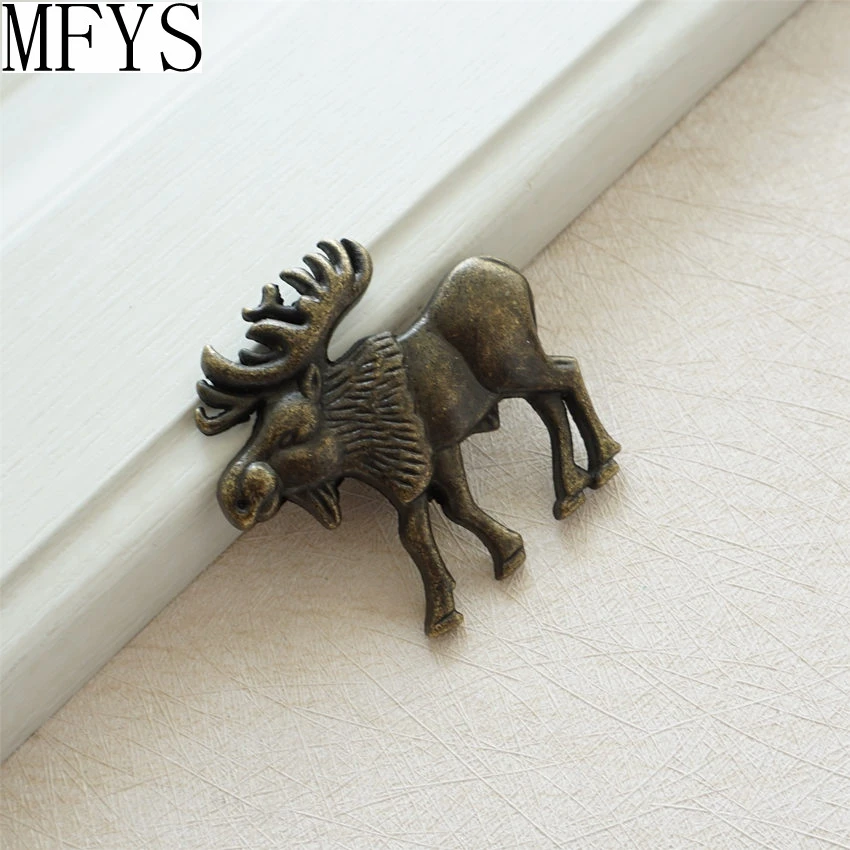 Vintage Handles for Cabinets and Drawers Elk Shape Furniture Handle Antique Bronze Drawer Dresser Pulls Cupboard Wardrobe Knobs