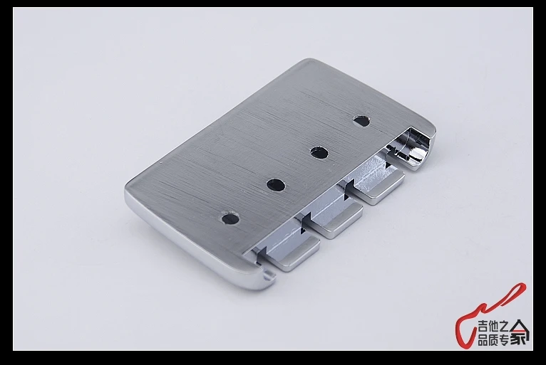 1 Set High Quality GuitarFamily  Bass Bridge For 4 Strings Electric Bass  Chrome  ( #0823 )   MADE IN KOREA