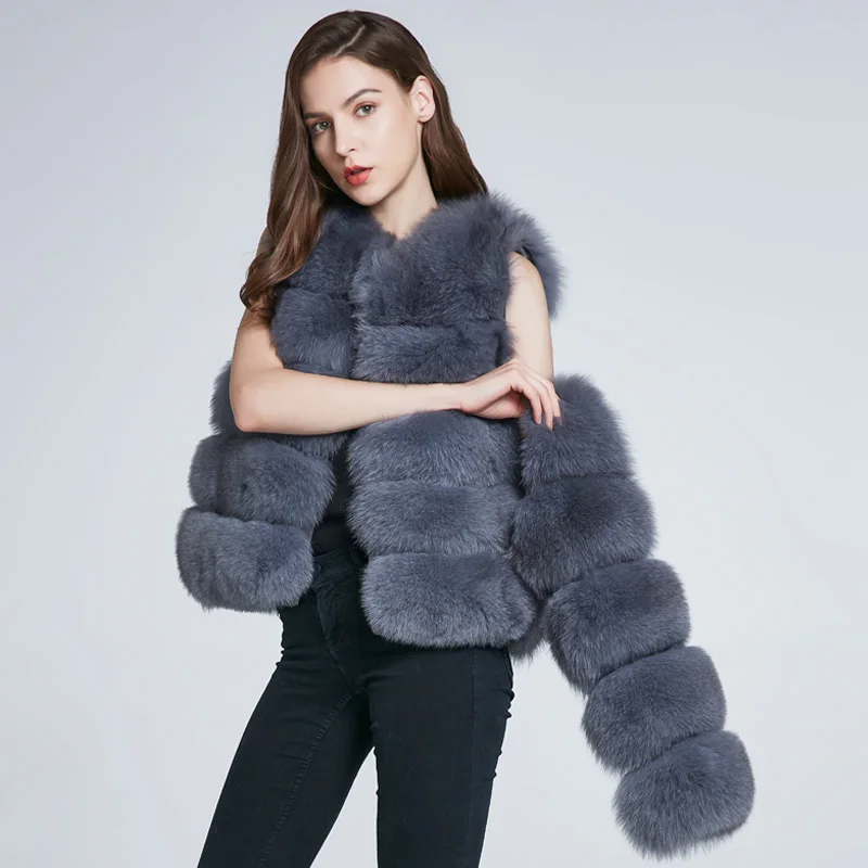 Real fox fur vest in winter small detachable sleeve warm and fashionable fox fur vest