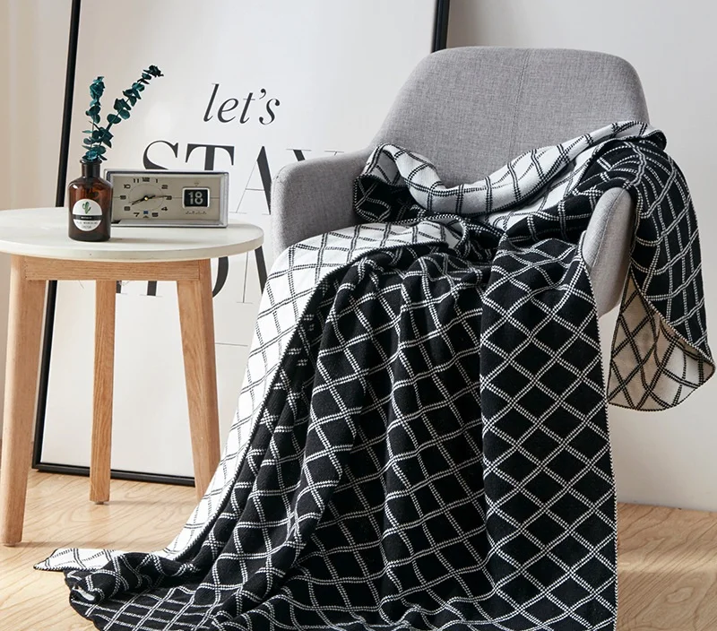 Drop Shipping 100% cotton high quality soft knit blanket bed Throw blanket Black gray knit sofa Plaid blanket