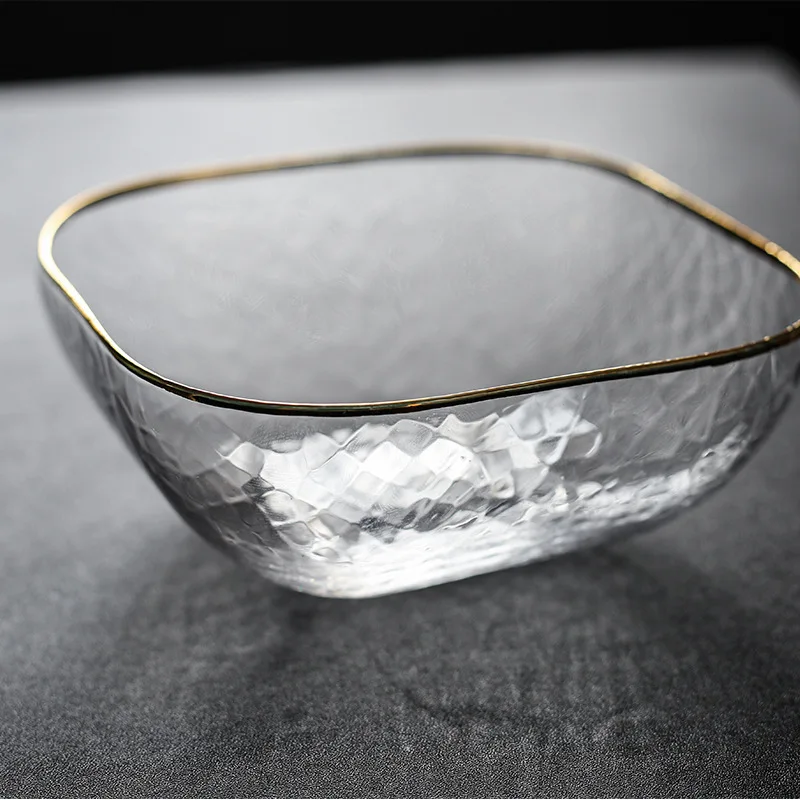 

Japanese transparent gold border small bowl hammer eye bowl salad dessert bowl four angle square bowl handmade glass bowl