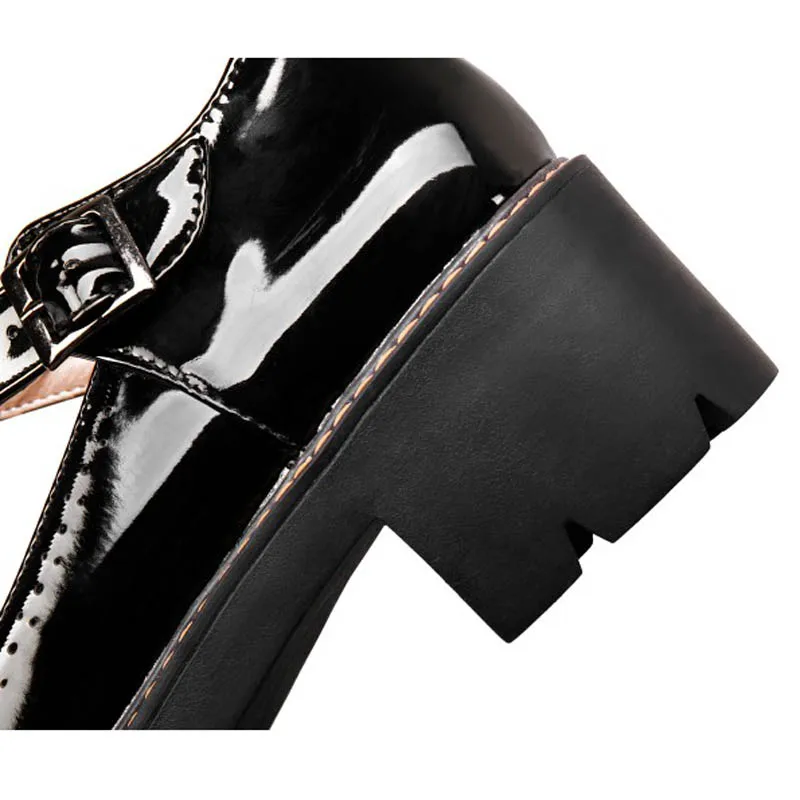 T-Starp donna Oxfords Platform Casual Brogue Shoes donna Vintage Creepers Square tacchi alti donna décolleté in pelle verniciata scarpe D44