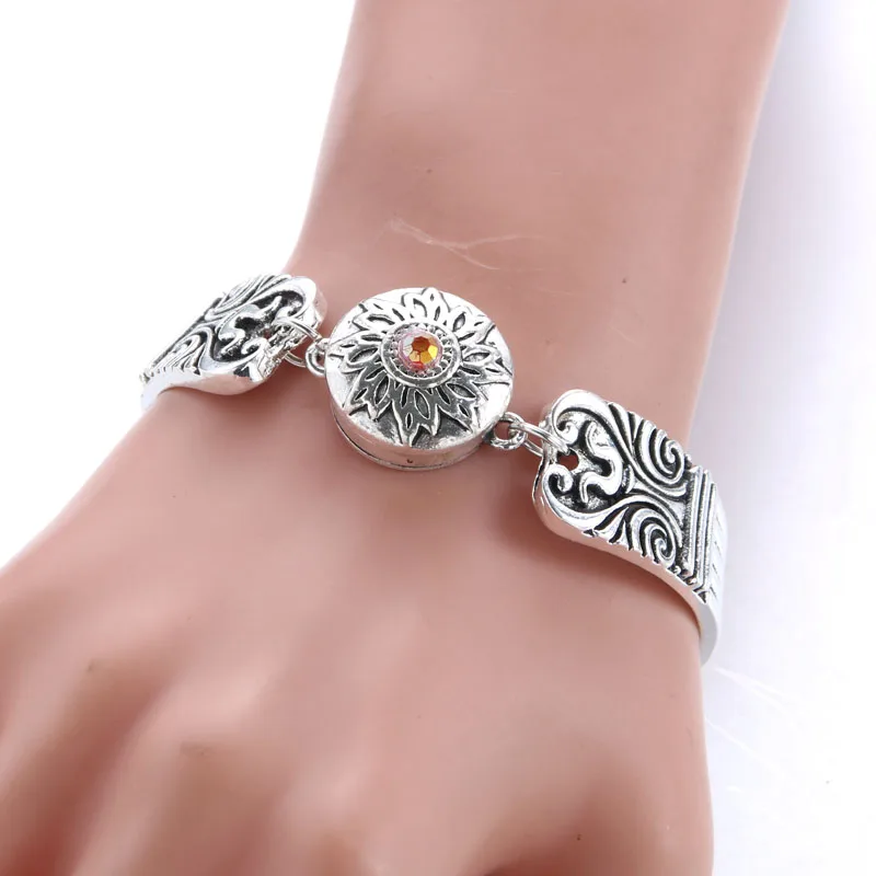 2018 Magnet Bohemian Watches Women Jewelry Snap Jewelry Pulseras Newest Vintage 18mm Metal Snap Button Bracelet 040906