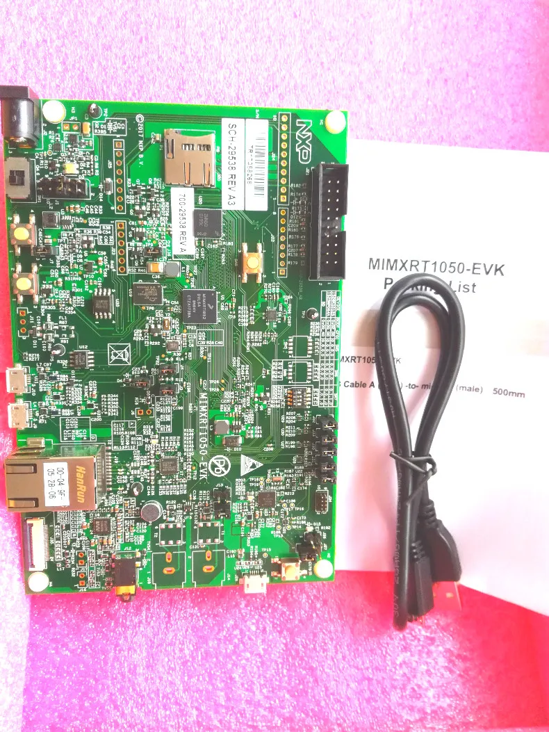 Na stanie MIMXRT1050-EVK platformę rozwojową i.MX RT1050 rk043fn02h-ct moduł wyświetlacza LCD