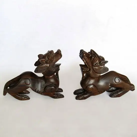 Zhai Gallery mahogany crafts lucky dance Wangcai kylin real wood animal Home Furnishing decoration decoration