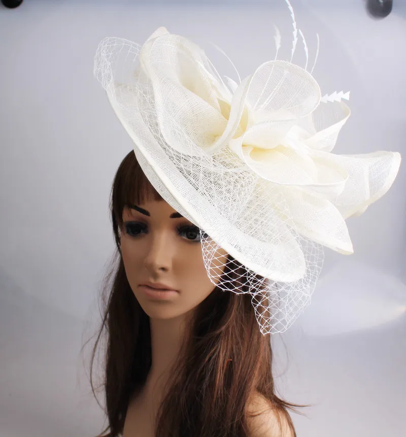 3 Colors Sinamay Wedding Party Hats Hair Fascinators Elegant Women Derby Occasion Millinery Hats With Veils Headbands MYQ112