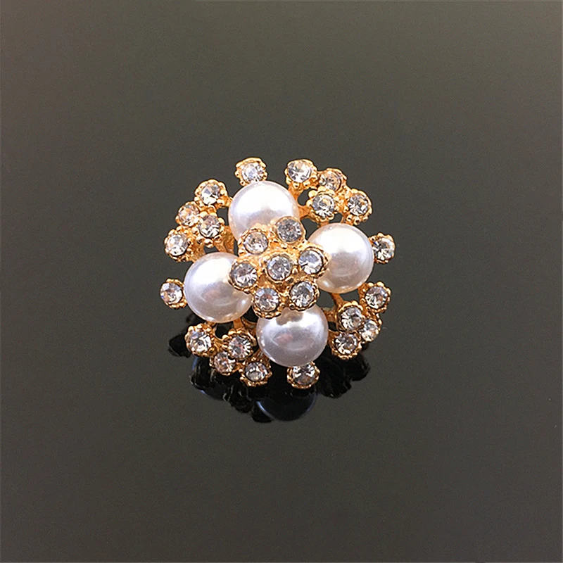 2018New 50Pcs Pearl and Rhinestone Plum Flower Buttons for DIY children's hair or band accessories or wedding decoration HZ388