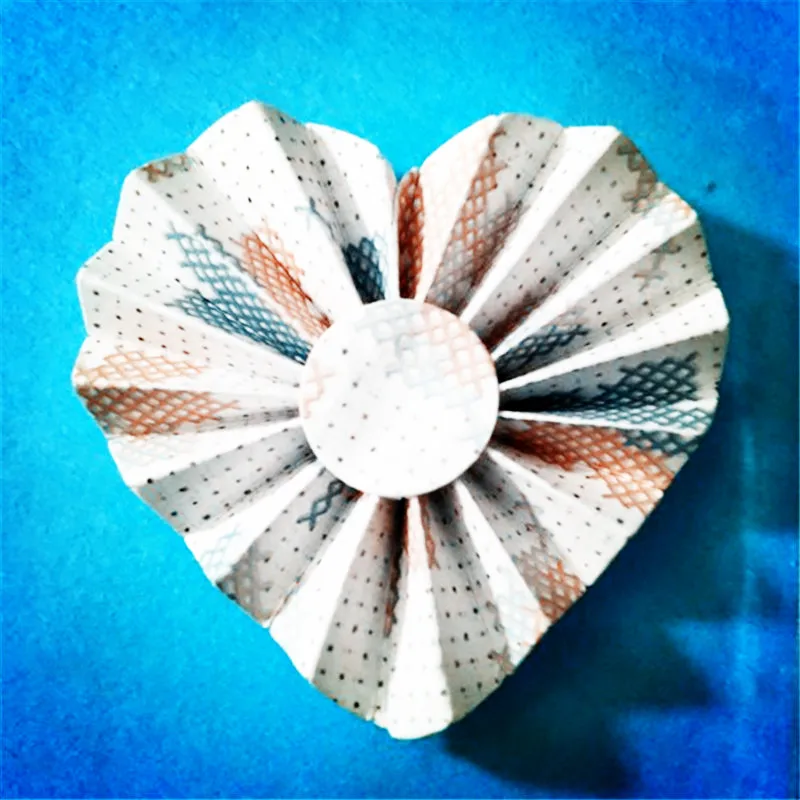 Rosette Hearts Metal Cutting Dies Stencil Scrapbooking Photo Album Card Paper Embossing Craft DIY