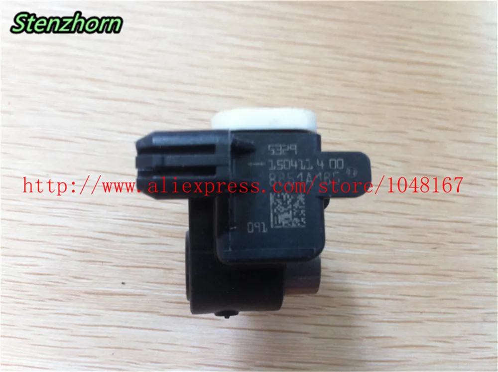 

XYQPSEW For MITSUBISHI collision sensor OEM 8651A165