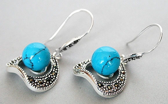 SPECIAL DESIGNED VINTAGE 925  10MM BLUE stone BEAD MARCASITE HOOK EARRINGS 11/2