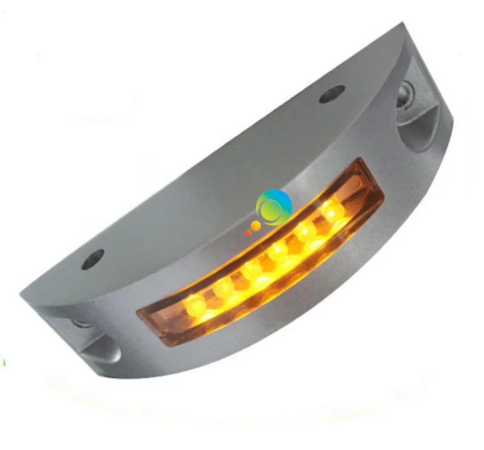 LED Road Stud Light, Aluminum Shell, Semicircle Yellow Flashing or Steady Light, Solar Power, CE RoHS Approved