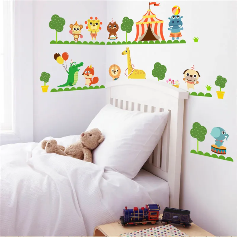 

Jungle Wild Animals Lion Giraffe Tiger Monkey wall stickers For kids room children nursery amusement park wall decal Mural