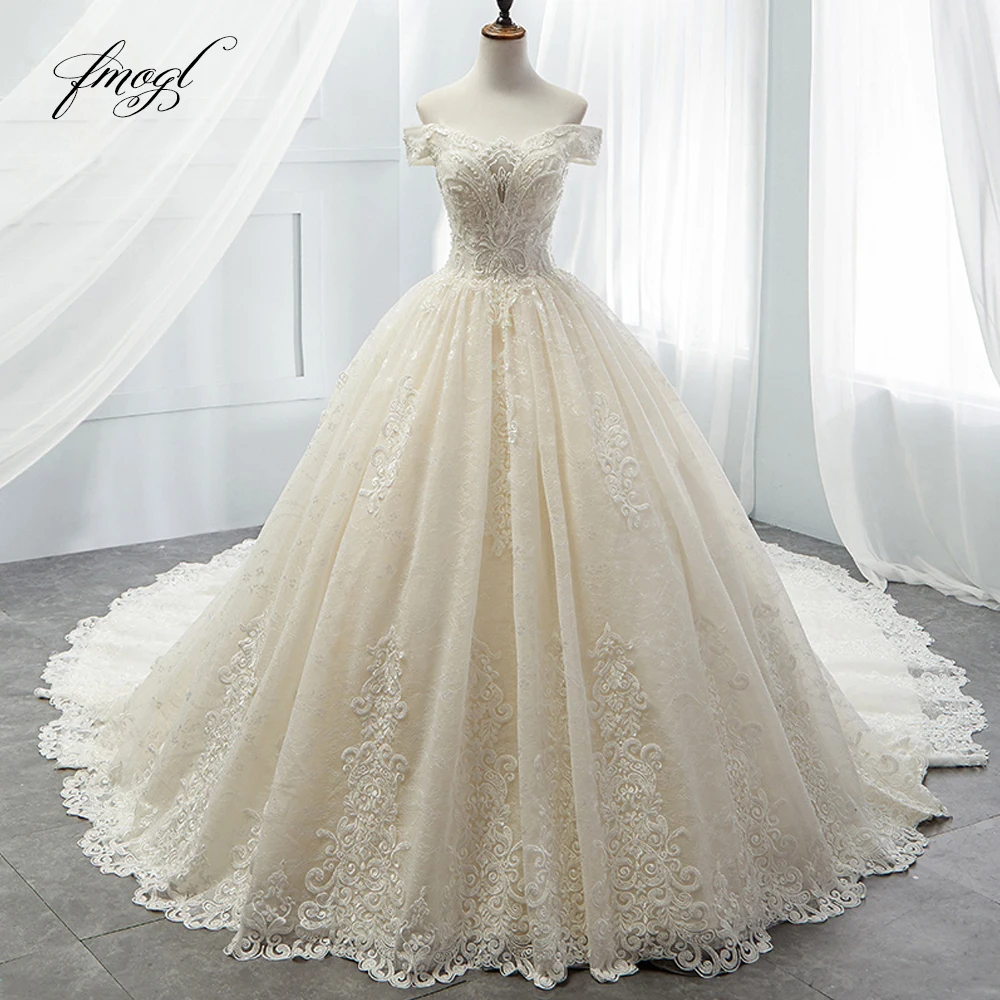 

Fmogl Vestido De Noiva Sexy Boat Neck Lace Wedding Dresses Luxury Appliques Beaded Chapel Train Princess Bridal Gown