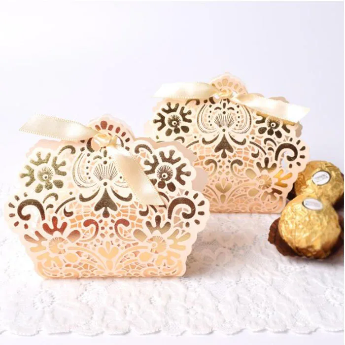 

3 Colors--100pcs European style Hollow Out Lace Wedding Candy Box Party Gift Box