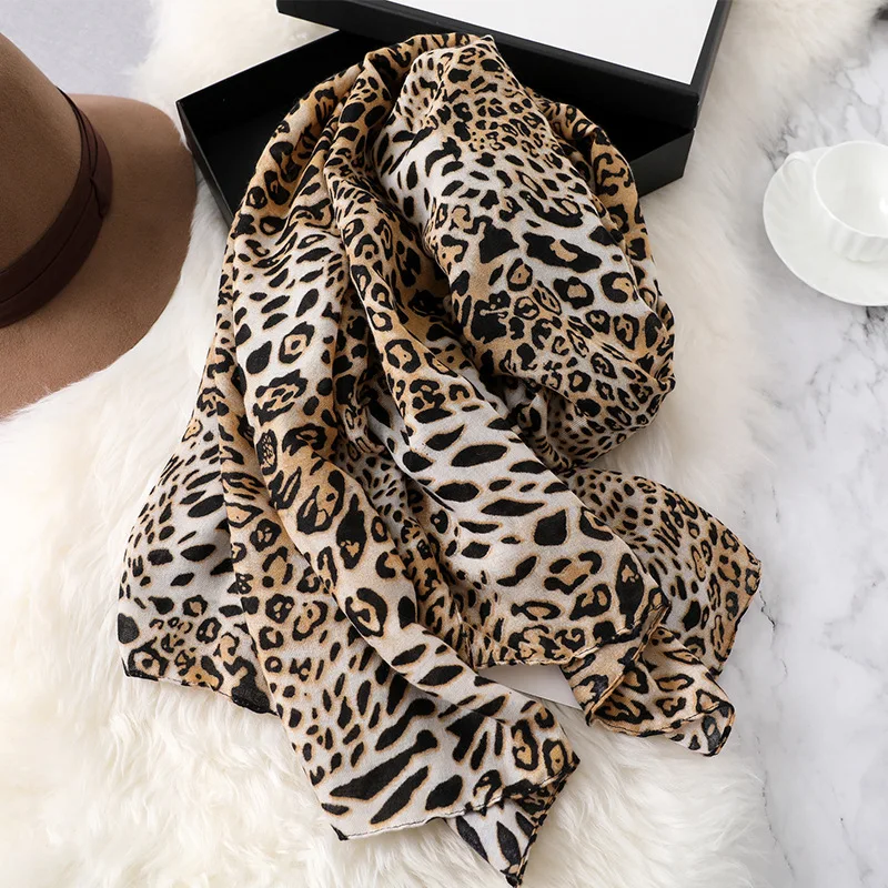 Autumn and winter leopard new bib female Europe and America wild twill cotton scarf women\'s warm fashion shawl hot sale