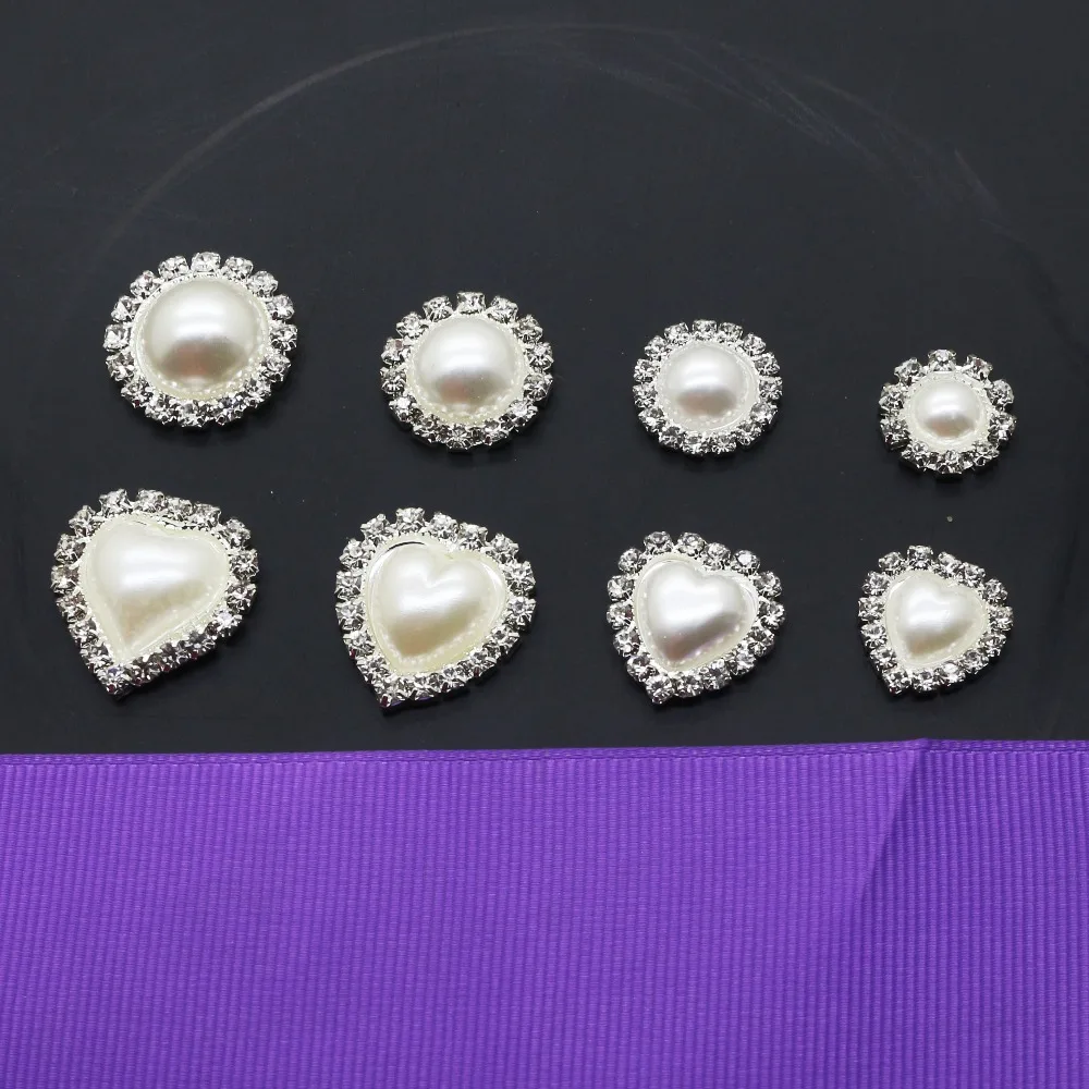 Vendite calde10pc perle bianche bottoni con strass inviti di nozze in metallo decorare bottone trinket capelli fiore centro scrapbooking