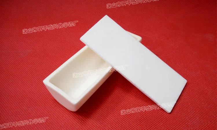 100x40x25mm 99.5%Al2O3 semicircle High Purity and Thermal Square Corundum Melting Pot /Alumina Ceramic Boat