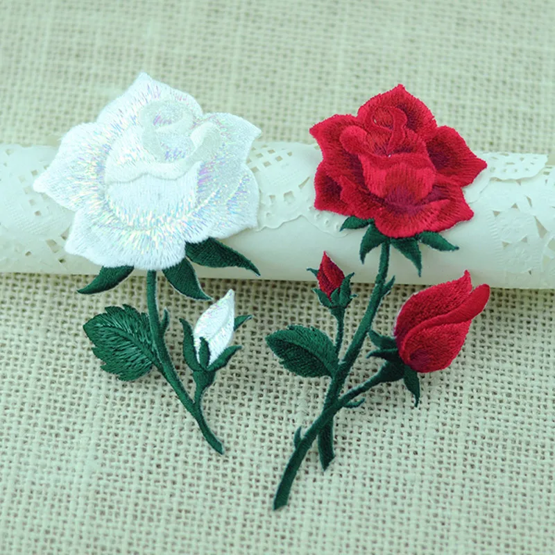 2Pcs Embroidery Patch White and Red Rose Flower Patch Clothes Back Paste DIY Wedding Invitation Card Accessory Iron On Patch