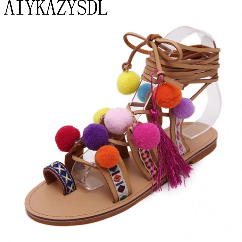 AIYKAZYSDL artystyczne etniczne letnie kobiety Pompon sandały Gladiator rzymskie Strappy buty do kolan haftowane buty z kitkami mieszkania