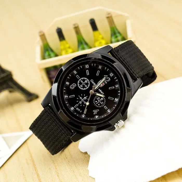 2024 Nieuwe Beroemde Merk Mannen Quartz Horloge Leger Soldaat Militair Canvas Band Stof Analoge Polshorloges Vrouwen Sport Polshorloges