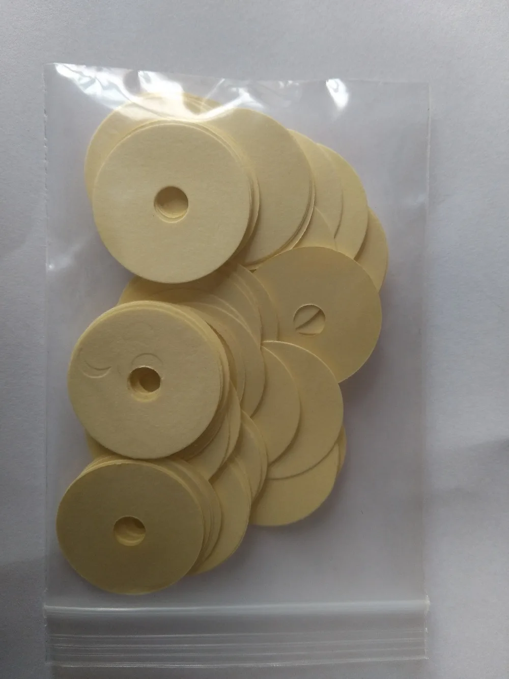 The piano tuning tool Piano parts has big paper refers to the washer 0.2 mm 90 a pair The piano accessories